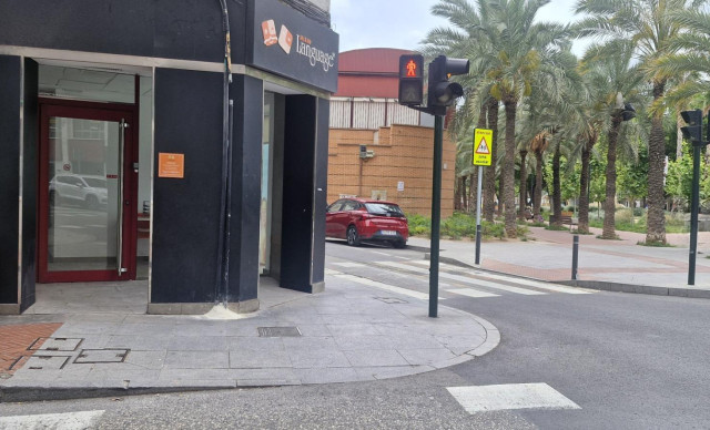 Local comercial - Sale - Elche - Asilo - Pisos Azules
