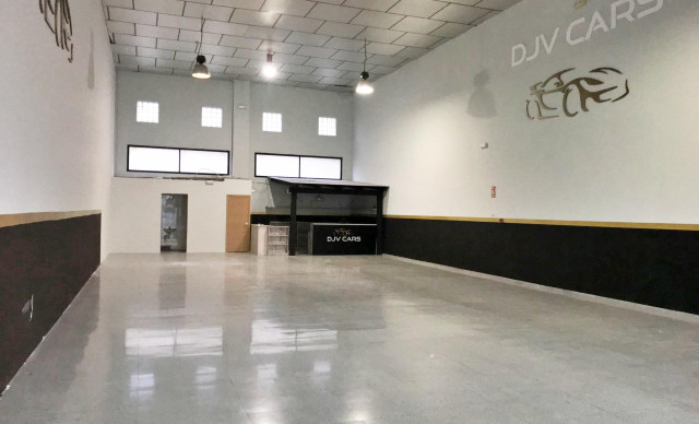 Nave industrial - Location longue durée - Elche - Cortes valencianas