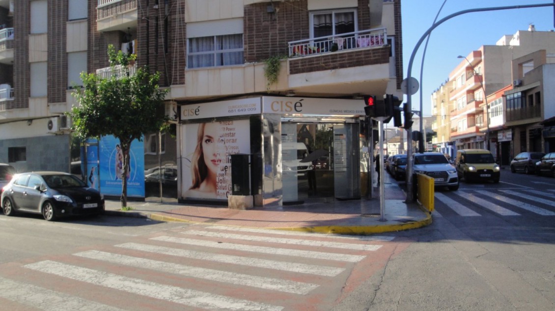 Venta - Local comercial - Almoradi - ALMORADI