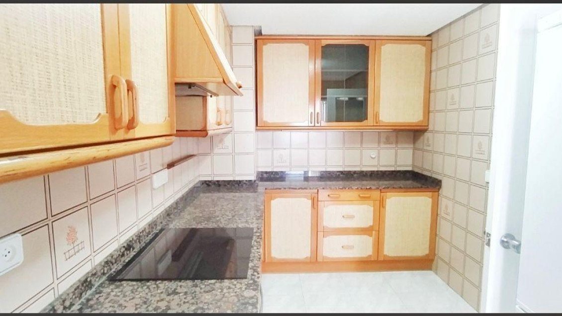 Sale - Piso - Elche - Centro