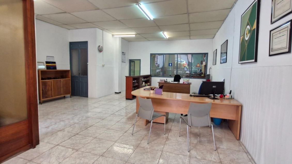 Venta - Local comercial - Elche - Corazon de Jesus