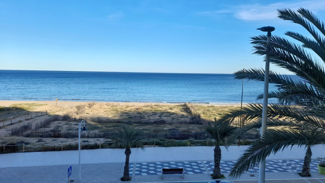 Revente - Piso - Arenales del sol - Zona paseo maritimo