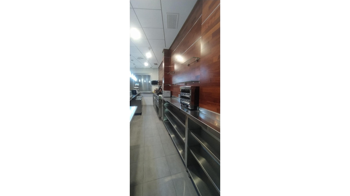 Revente - Local comercial - Torrellano - TORRELLANO