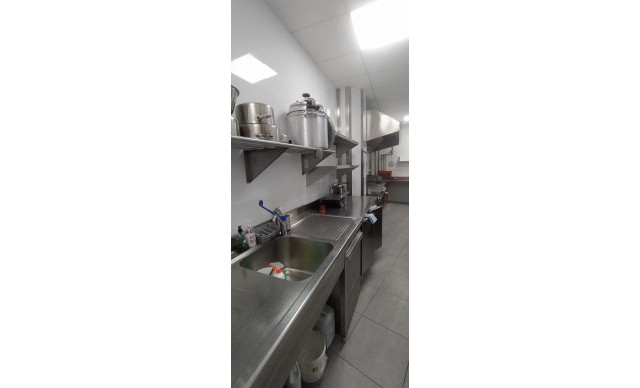 Revente - Local comercial - Torrellano - TORRELLANO