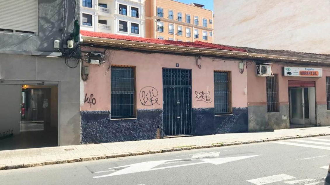 Sale - Casa Solar - Elche - Raval - Puertas Coloradas