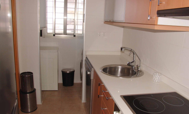Venta - Piso - Arenales del sol - Calle albacete