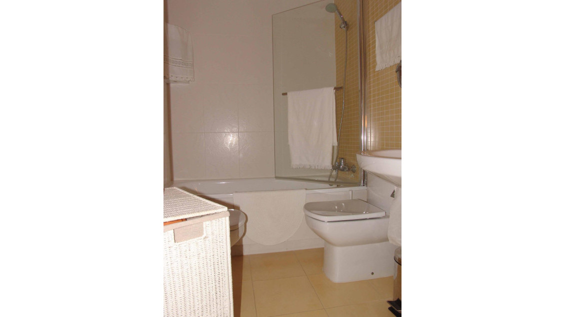 Venta - Piso - Arenales del sol - Calle albacete