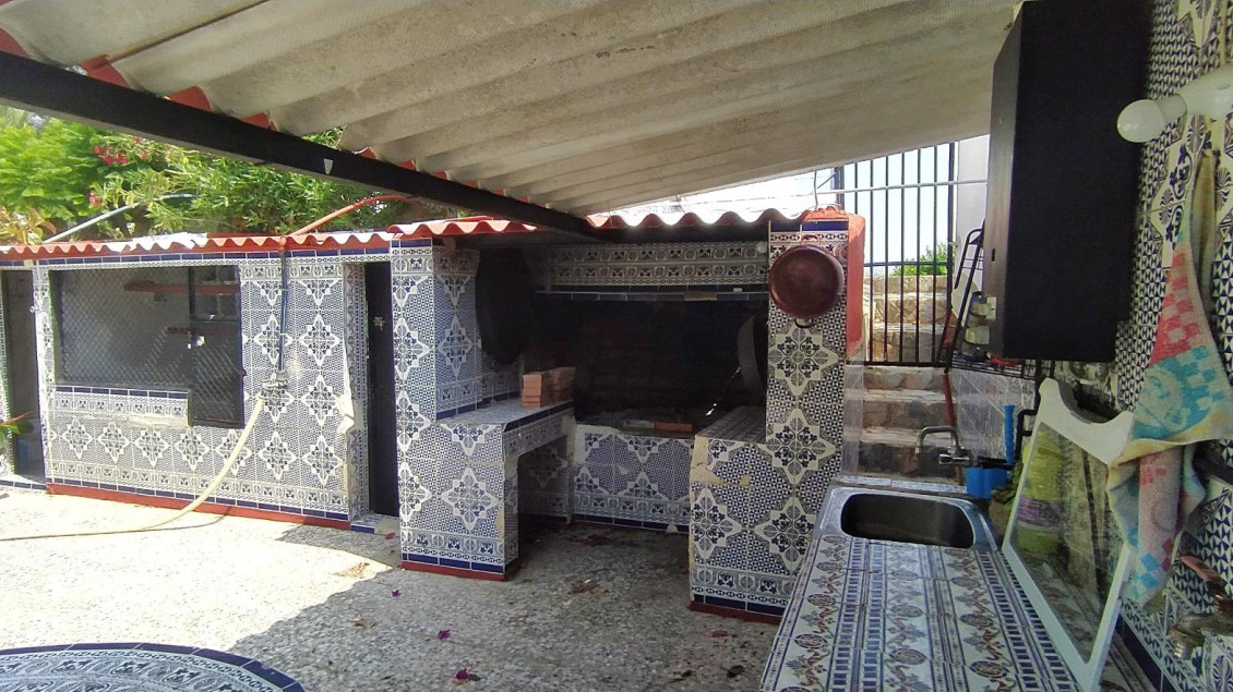 Sale - Chalet - Crevillent - CARRETERA nacional