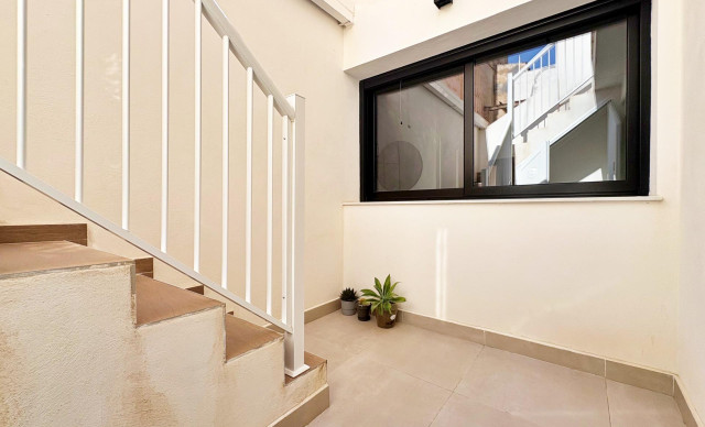 Venta - Casa Tipo Dúplex - Elche - Corazon de Jesus