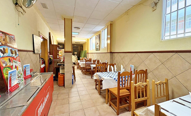 Sale - Local comercial - Santa Pola - Club nautico