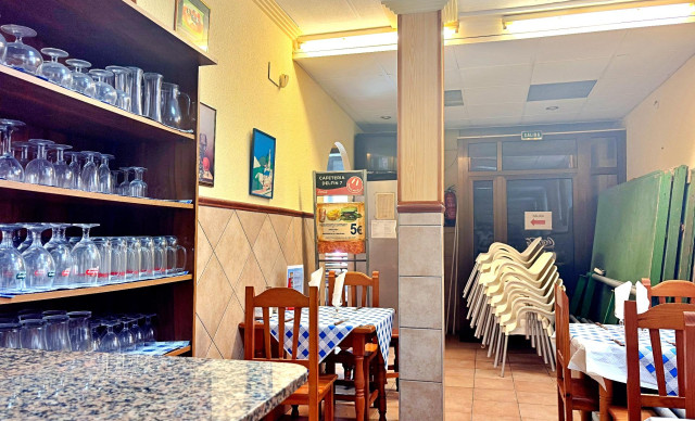 Sale - Local comercial - Santa Pola - Club nautico
