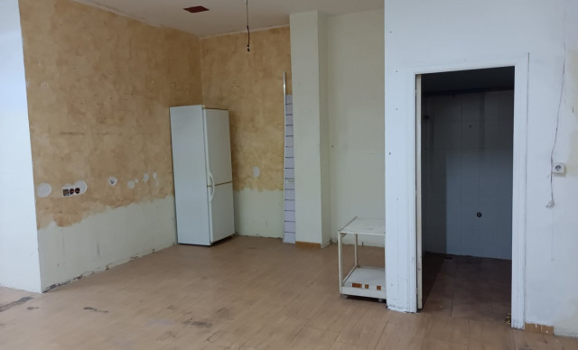 Alquiler a largo plazo - Local comercial - Elche - Corazon de Jesus