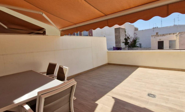 Alquiler a largo plazo - Piso - Elche - Raval - Puertas Coloradas