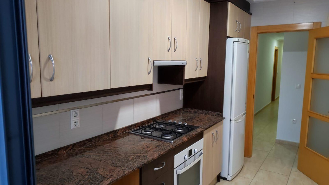 Alquiler a largo plazo - Piso - Elche - Ciudad Jardin