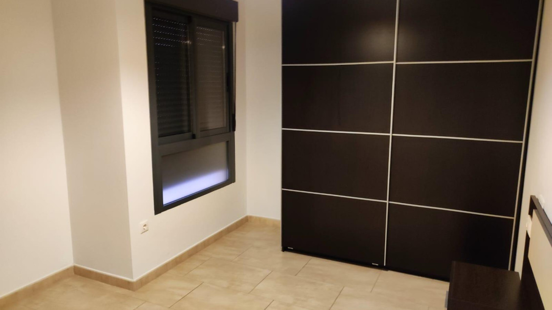 Alquiler a largo plazo - Piso - Elche - Ciudad Jardin