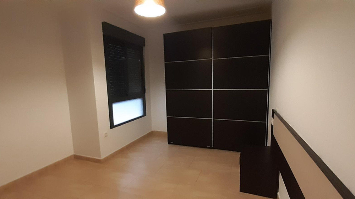 Alquiler a largo plazo - Piso - Elche - Ciudad Jardin