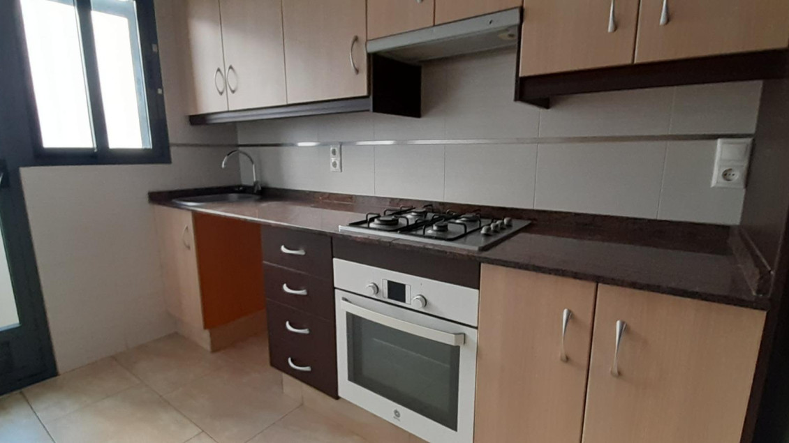 Alquiler a largo plazo - Piso - Elche - Ciudad Jardin