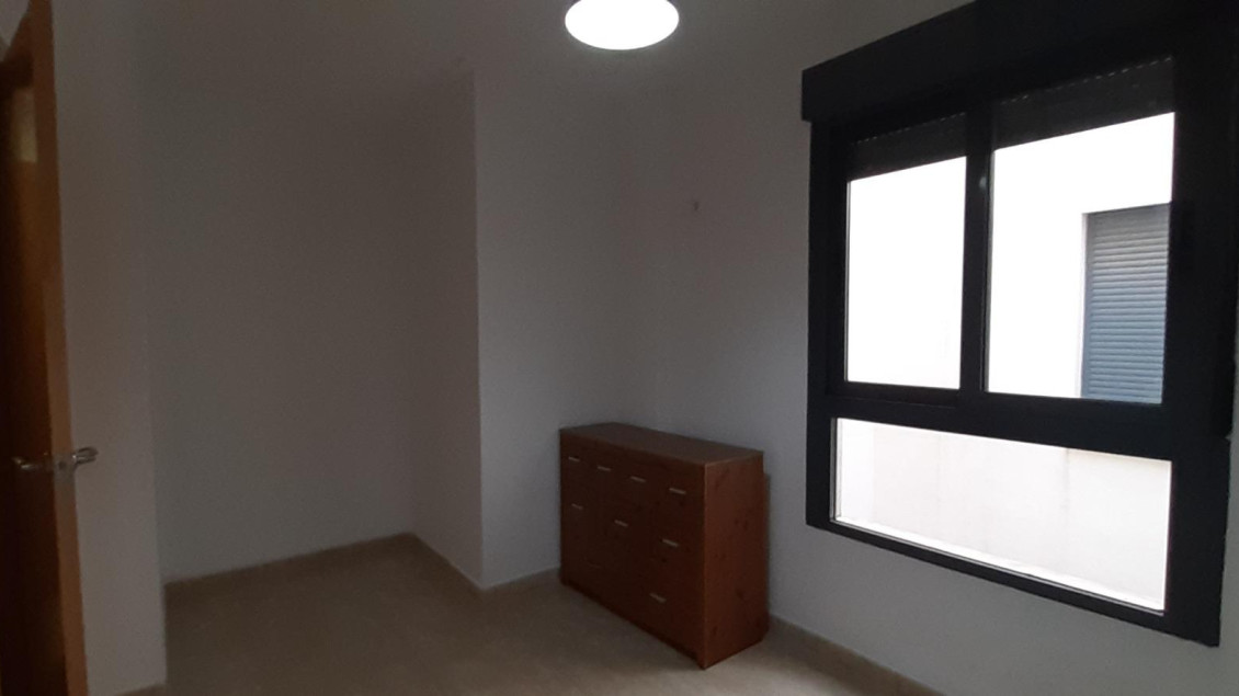 Alquiler a largo plazo - Piso - Elche - Ciudad Jardin