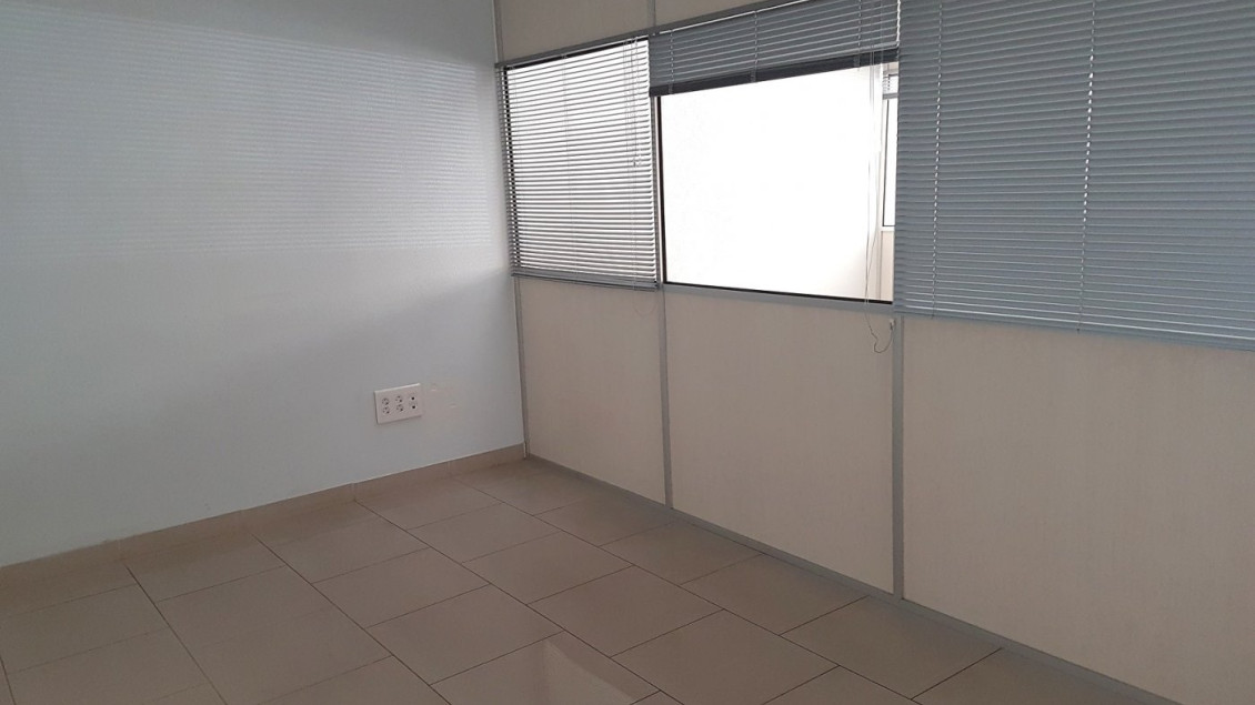 Venta - Local comercial - Elche - Sector Quinto