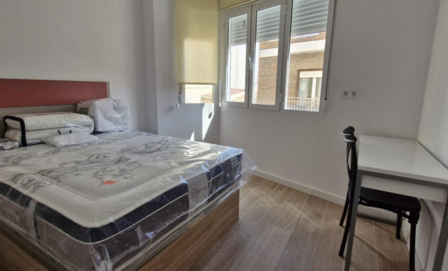 Alquiler a largo plazo - Piso - Elche - Centro