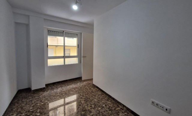 Revente - Entresuelo - Elche - Altabix