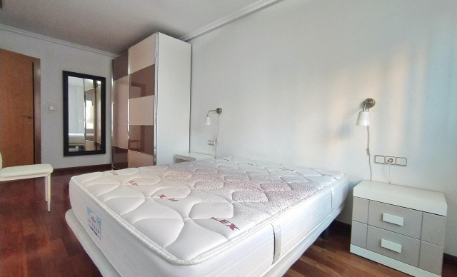 Alquiler a largo plazo - Piso - Elche - Universidad - Ciudad deportiva