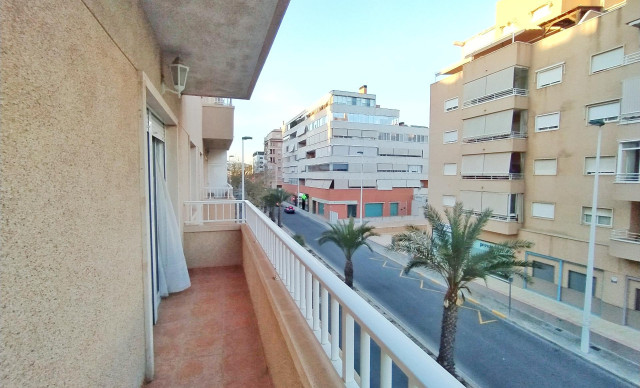 Alquiler a largo plazo - Piso - Elche - Universidad - Ciudad deportiva