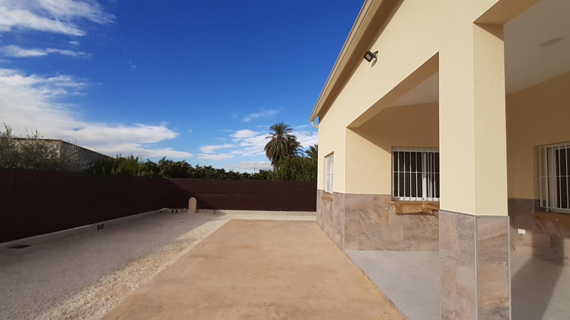 Alquiler a largo plazo - Chalet - Elche pedanias - Algoda