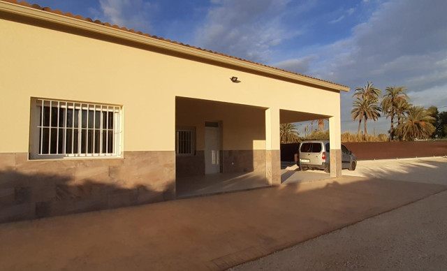 Alquiler a largo plazo - Chalet - Elche pedanias - Algoda