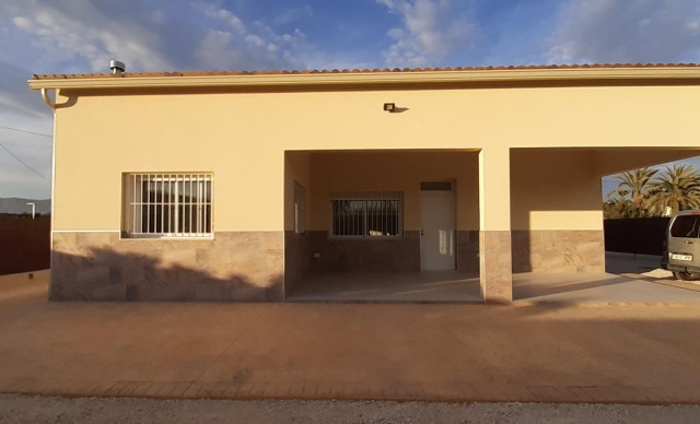 Alquiler a largo plazo - Chalet - Elche pedanias - Algoda
