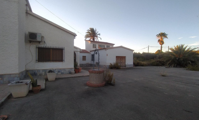 Sale - Chalet - Elche pedanias - Llano de san jose