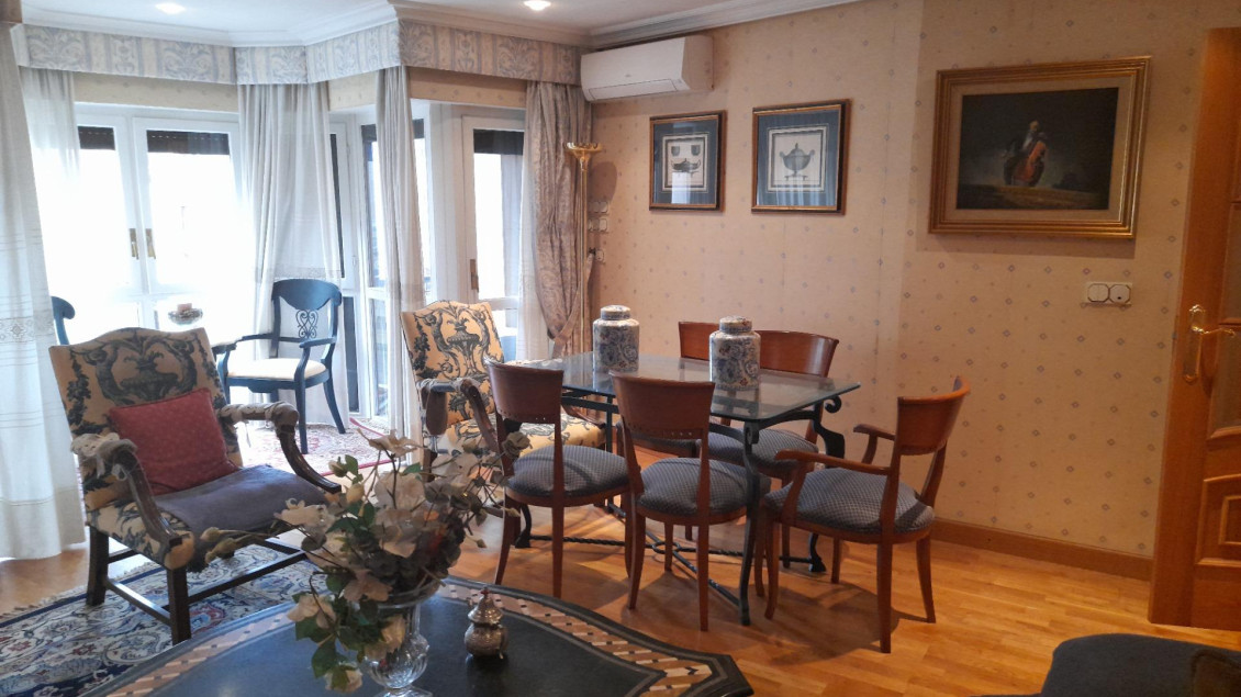 Alquiler a largo plazo - Piso - Elche - Centro