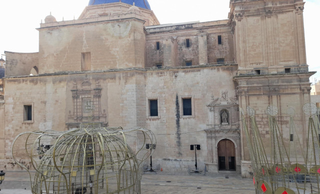 Alquiler a largo plazo - Piso - Elche - Centro