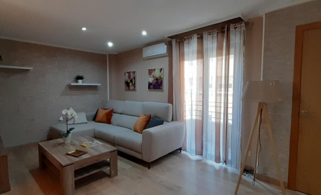 Alquiler a largo plazo - Piso - Elche - Plaza Crevillente-Juzgados