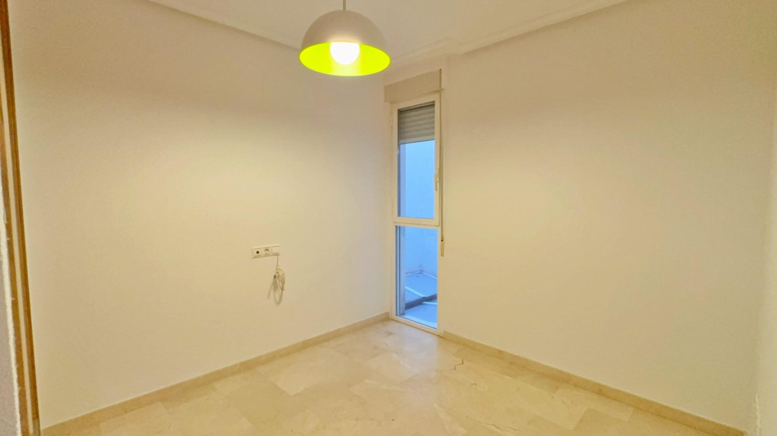 Revente - Piso - Elche - Corte Ingles