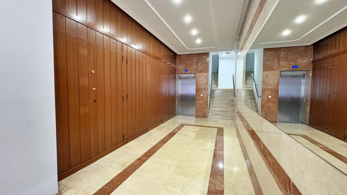 Revente - Piso - Elche - Corte Ingles