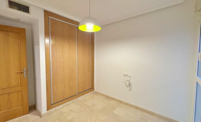 Venta - Piso - Elche - Corte Ingles