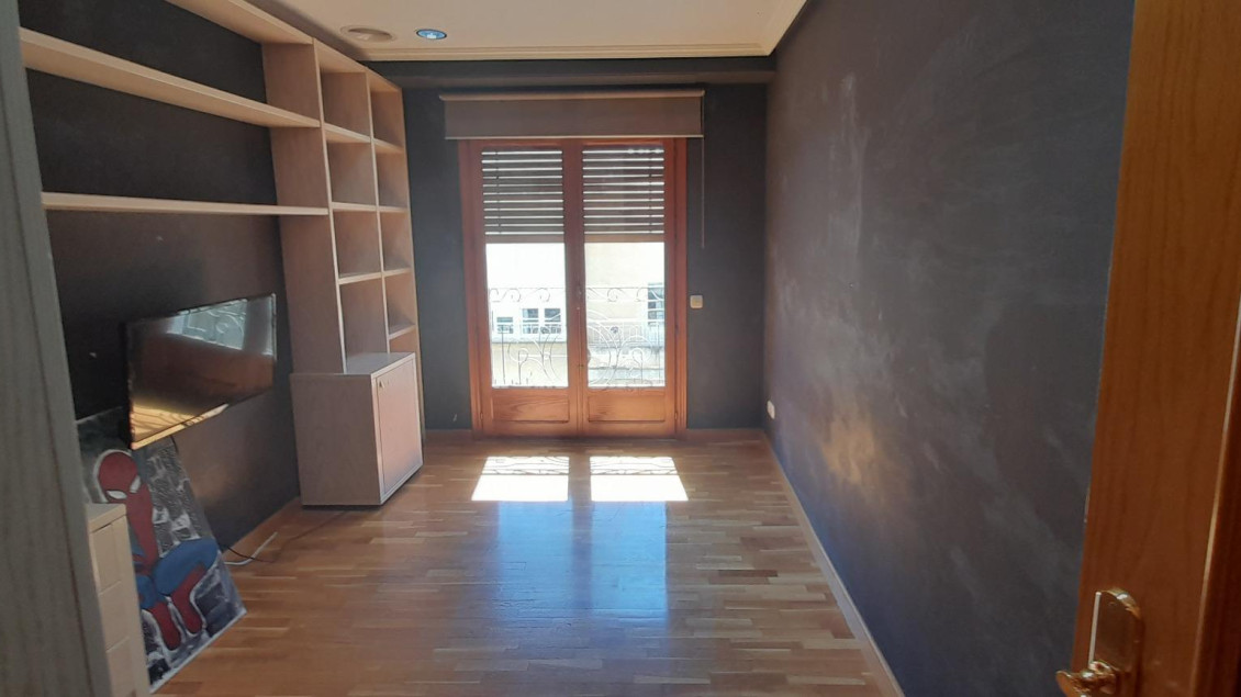 Alquiler a largo plazo - Piso - Elche - Centro