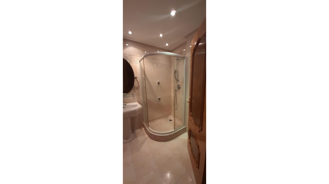 Alquiler a largo plazo - Piso - Elche - Centro