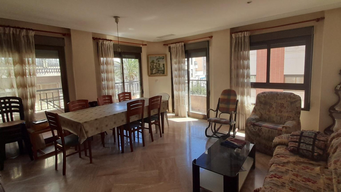 Alquiler a largo plazo - Piso - Elche - Centro