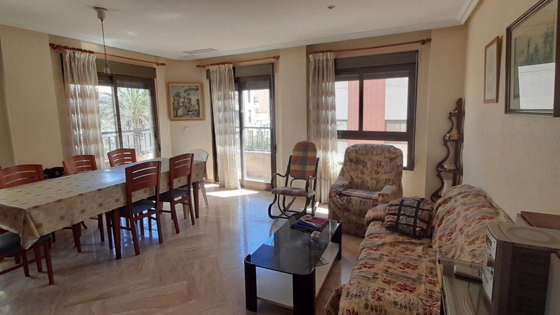 Alquiler a largo plazo - Piso - Elche - Centro