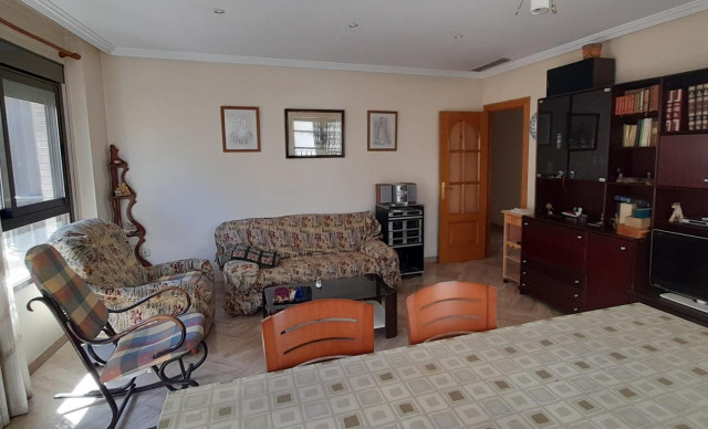 Alquiler a largo plazo - Piso - Elche - Centro