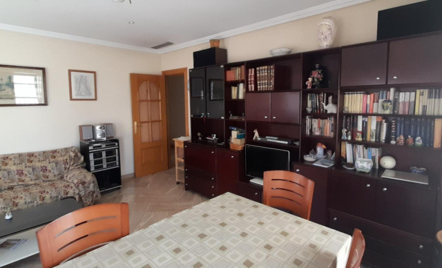 Alquiler a largo plazo - Piso - Elche - Centro