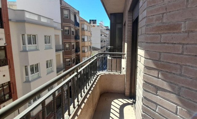 Alquiler a largo plazo - Piso - Elche - Centro