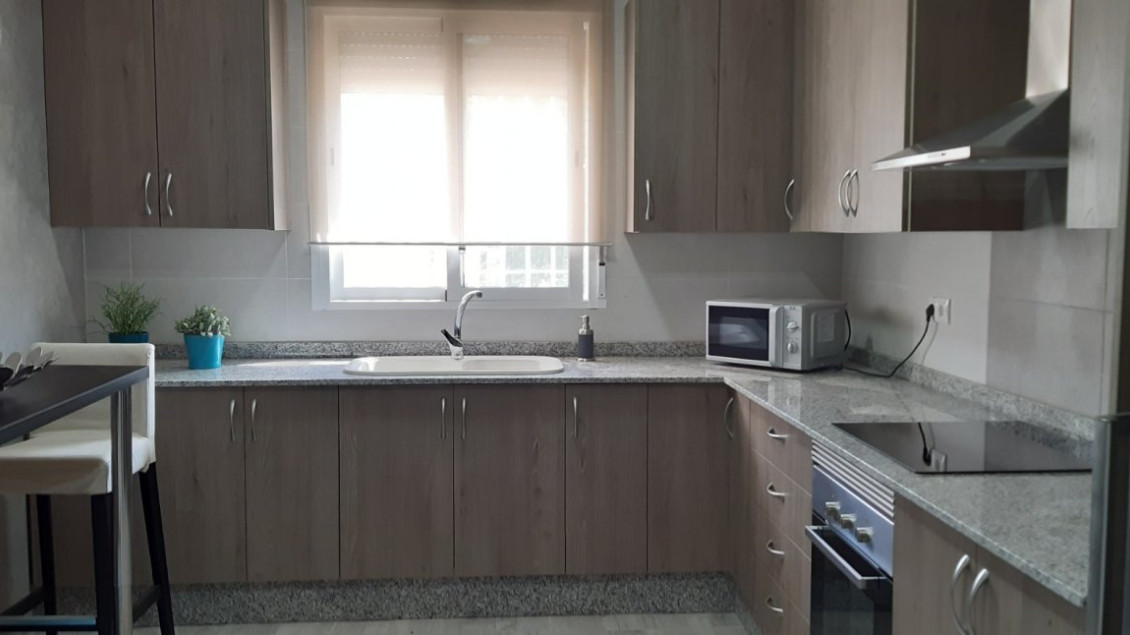 Alquiler a largo plazo - Chalet - Elche pedanias - Algoda