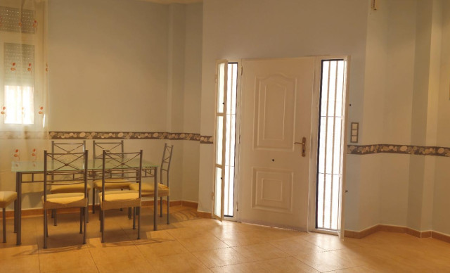 Alquiler a largo plazo - Planta baja - La hoya - La Hoya-Daimes-El Derramador