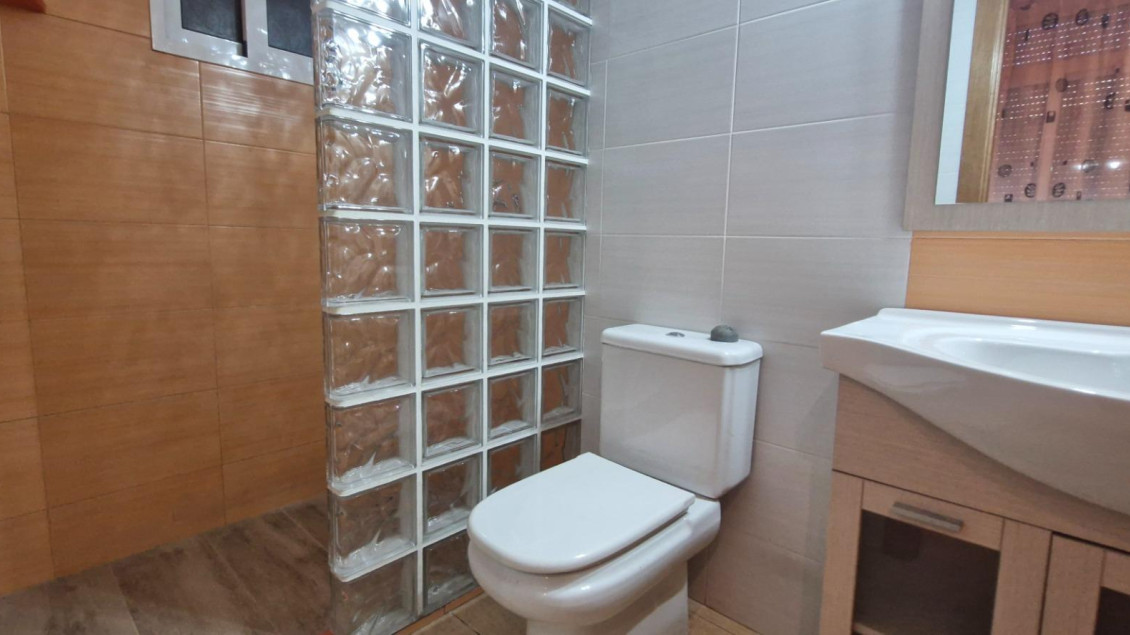 Alquiler a largo plazo - Planta baja - La hoya - La Hoya-Daimes-El Derramador