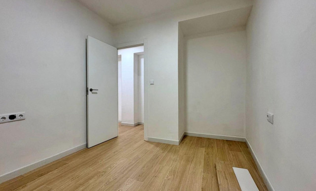 Revente - Piso - Elche - Corazon de Jesus