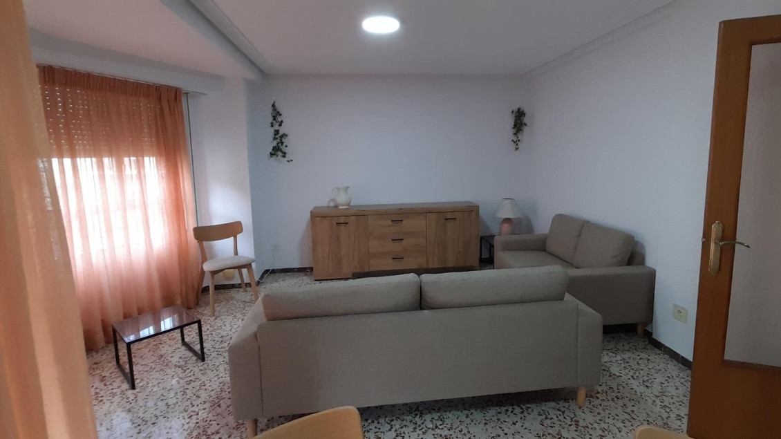 Alquiler a largo plazo - Piso - Elche - Plaza Crevillente-Juzgados