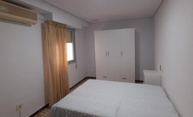 Alquiler a largo plazo - Piso - Elche - Plaza Crevillente-Juzgados